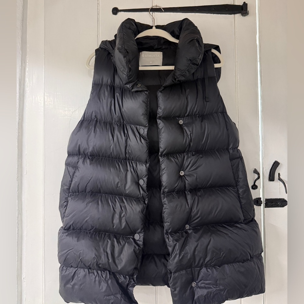Athleta Black Puffer Vest